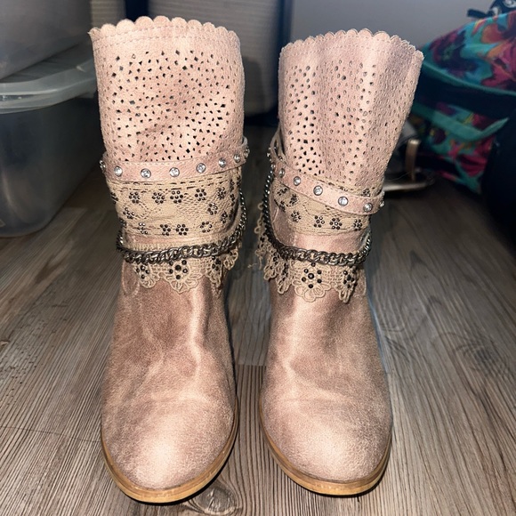 Not Rated Ankle Booties - Picture 2 of 2